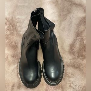 Zara Chelsea boots with zipper on the back
